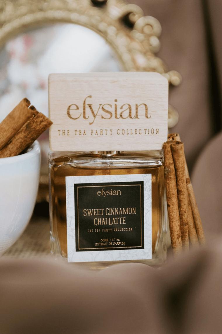 Sweet Cinnamon Chai Latte perfume with cinnamon sticks