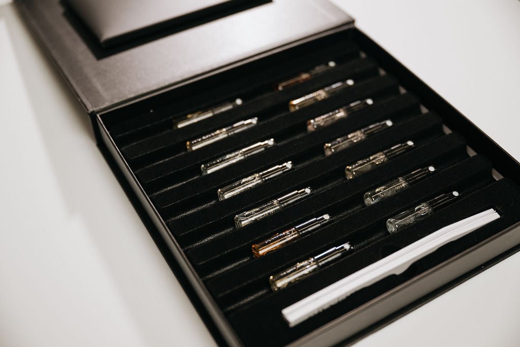 Lineage Collection 16 Full Perfume Tasting Discovery Set - elysian